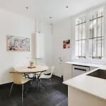 Luxury 4br-8p-eiffel Tower *