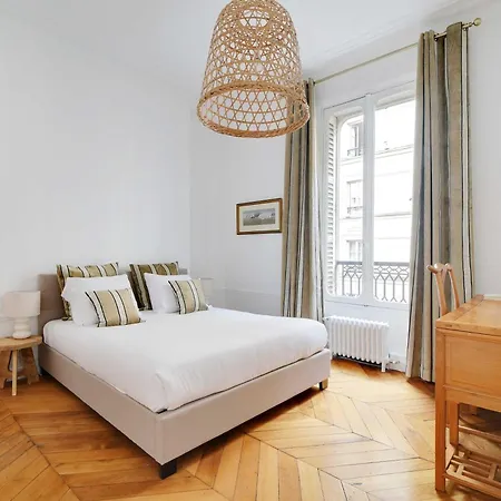Luxury 4br-8p-eiffel Tower *