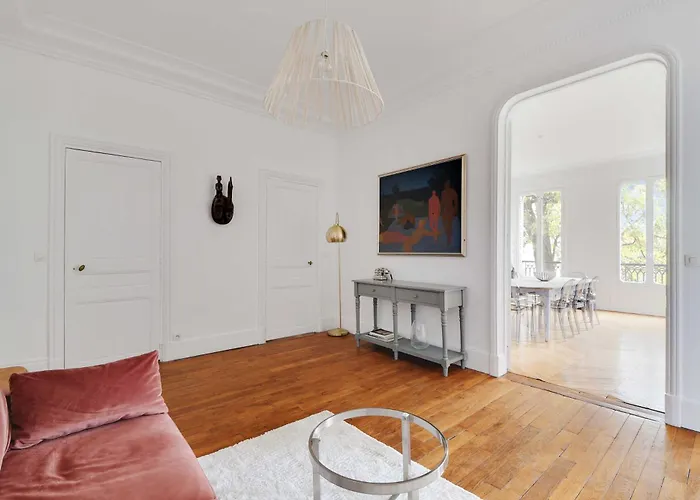 Luxury 4br-8p-eiffel Tower *