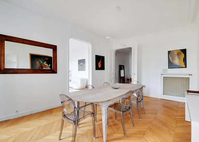 Luxury 4br-8p-eiffel Tower Апартаменты Париж