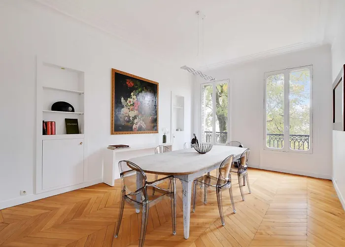 Luxury 4br-8p-eiffel Tower Апартаменты *