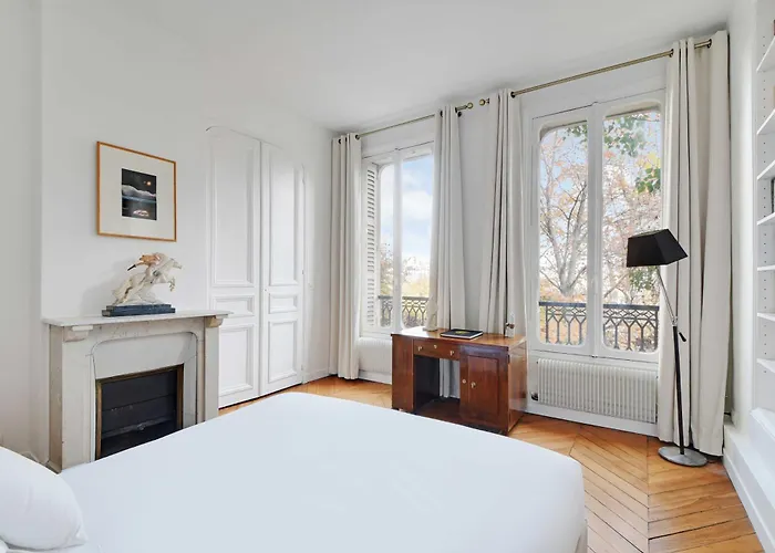 Апартаменты Luxury 4br-8p-eiffel Tower *